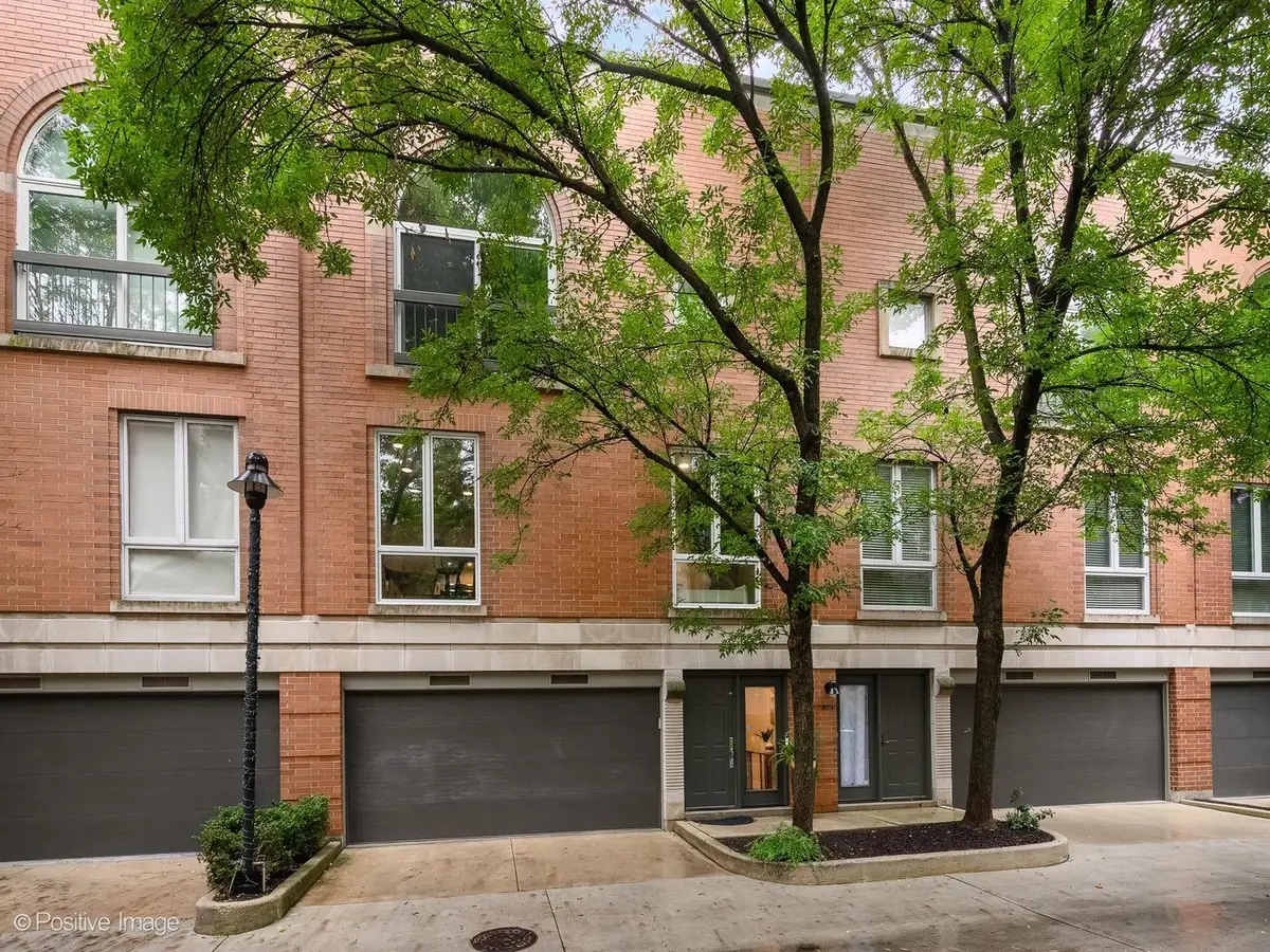 2659 N Greenview Avenue, Chicago, IL 60614 - #1