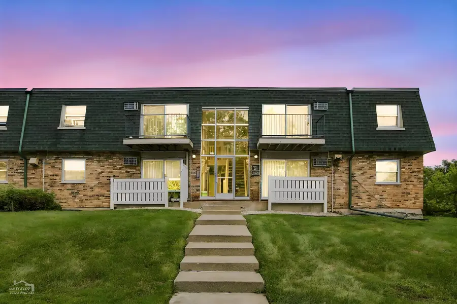 10045 S Walnut Terrace #1-101, Palos Hills, IL 60465 - #2