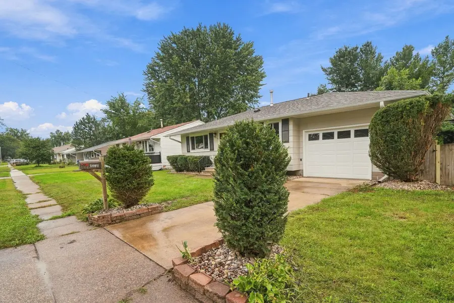 4516 51st Street, Moline, IL 61265 - #2