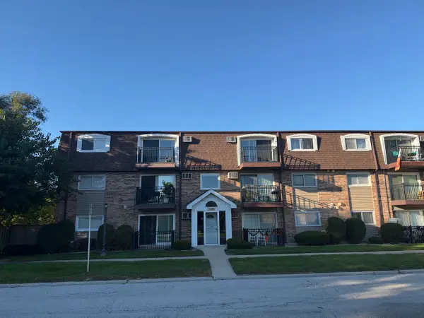 6440 Pamela Lane #9, Chicago Ridge, IL 60415