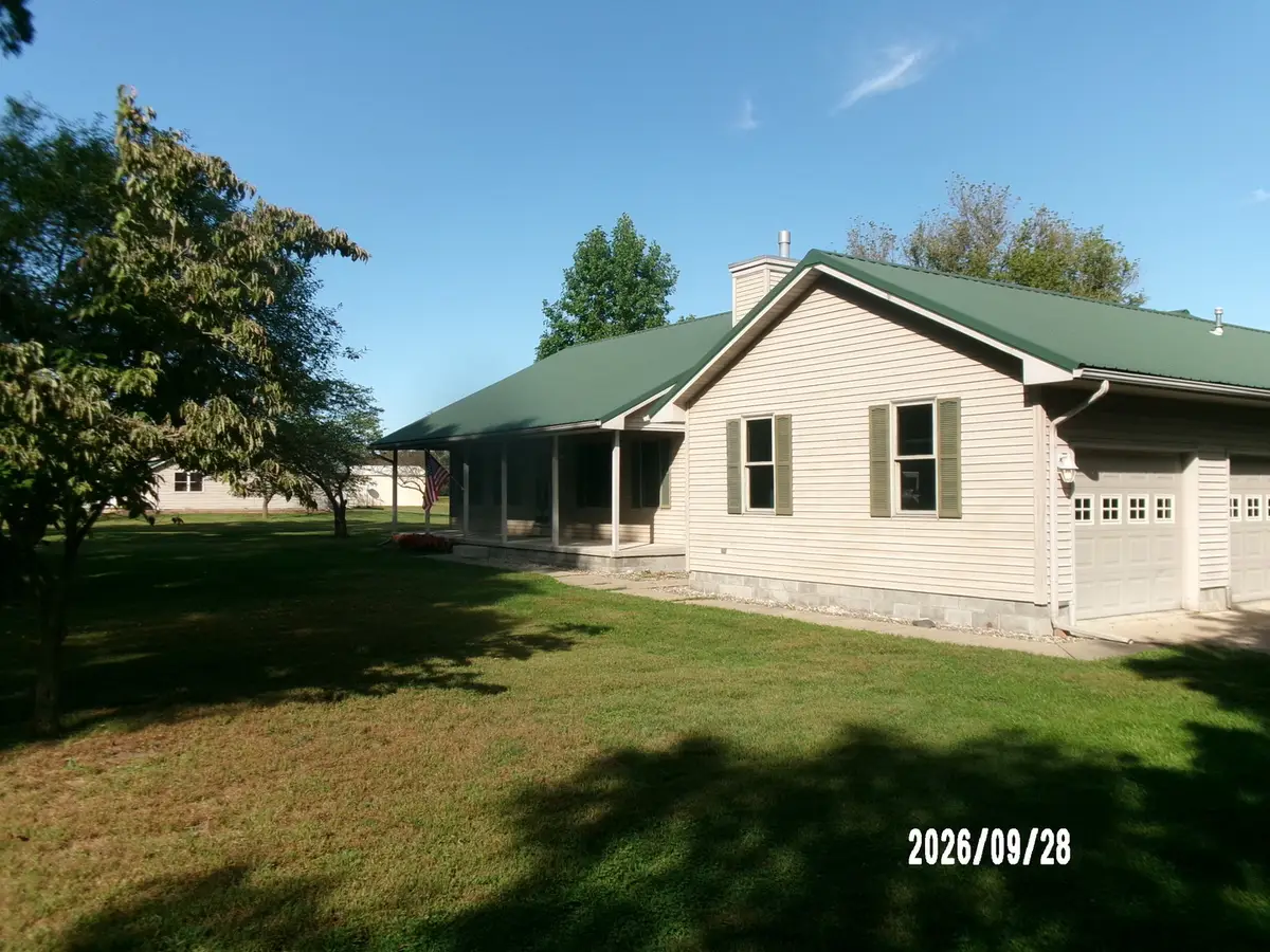 221 North Street, Woodland, IL 60974 - #1