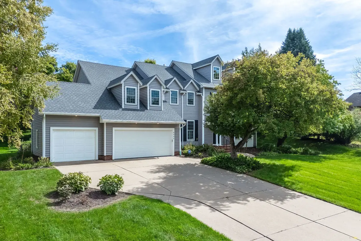 6455 Thomas Court, Bettendorf, IA 52722 - #1