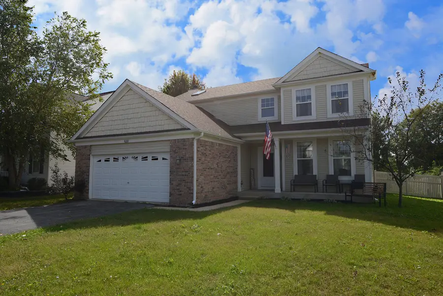 688 Stewart Avenue, North Aurora, IL 60542 - #2