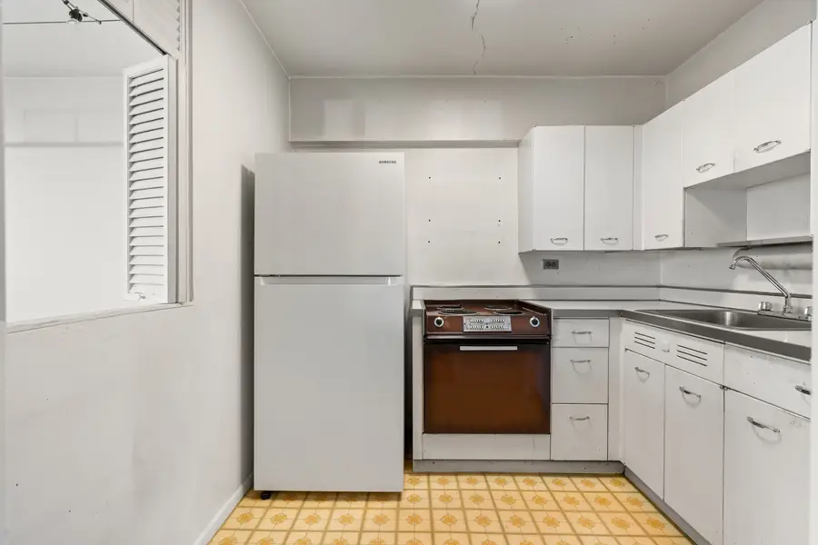 1255 N Sandburg Terrace #2305, Chicago, IL 60610 - #3