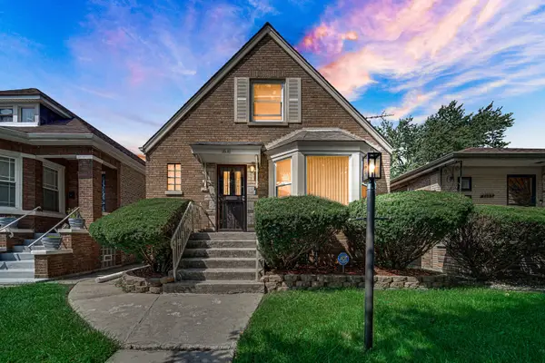 8610 S Vernon Avenue, Chicago, IL 60619