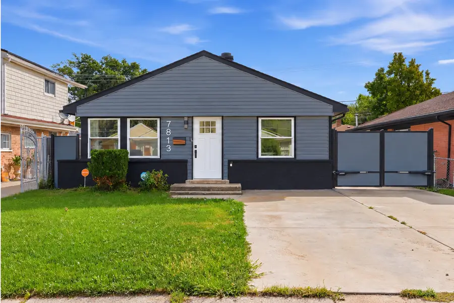 7813 S Kenton Avenue, Chicago, IL 60652 - #2