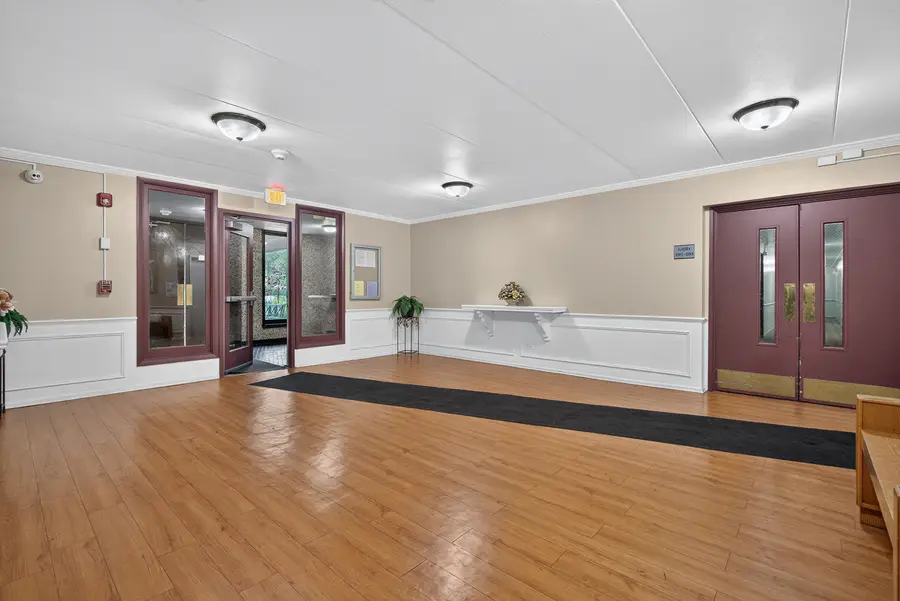 Address Withheld By Seller, Arlington Heights, IL 60005 - #3