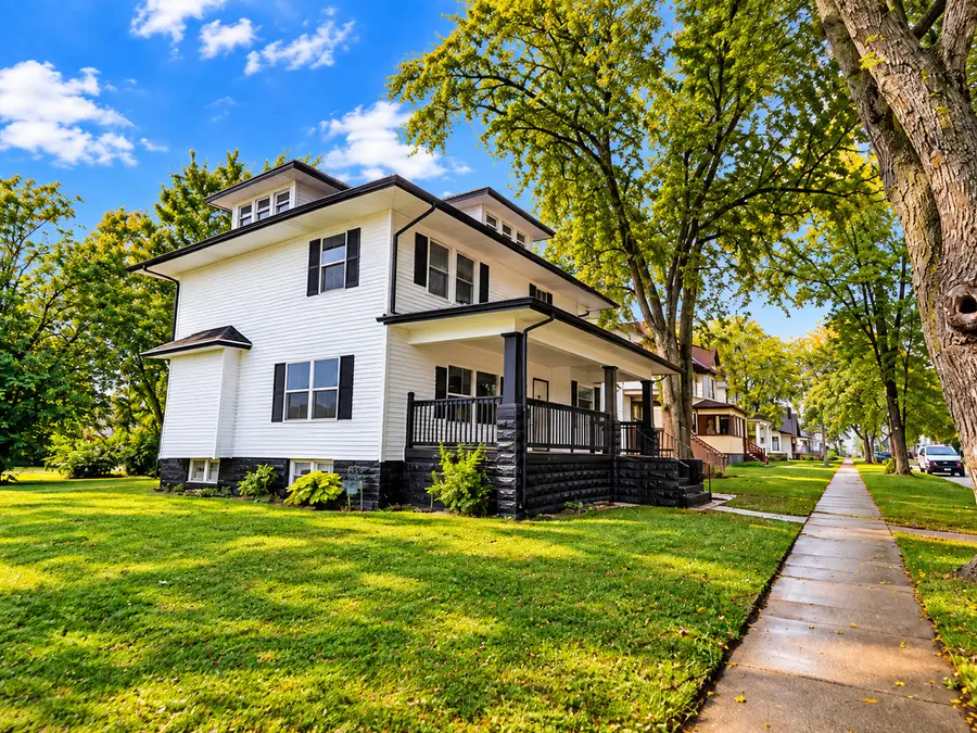 159 N Evergreen Avenue, Kankakee, IL 60901 - #2