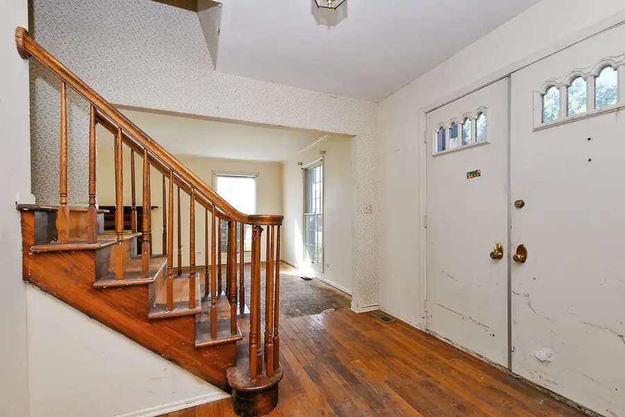 130 Westhampton Court, Aurora, IL 60504 - #3