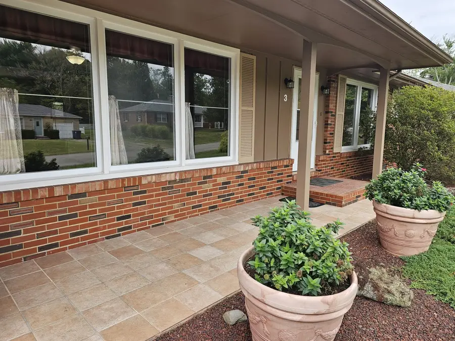 3 Linnview Drive, Mount Vernon, IL 62864 - #3
