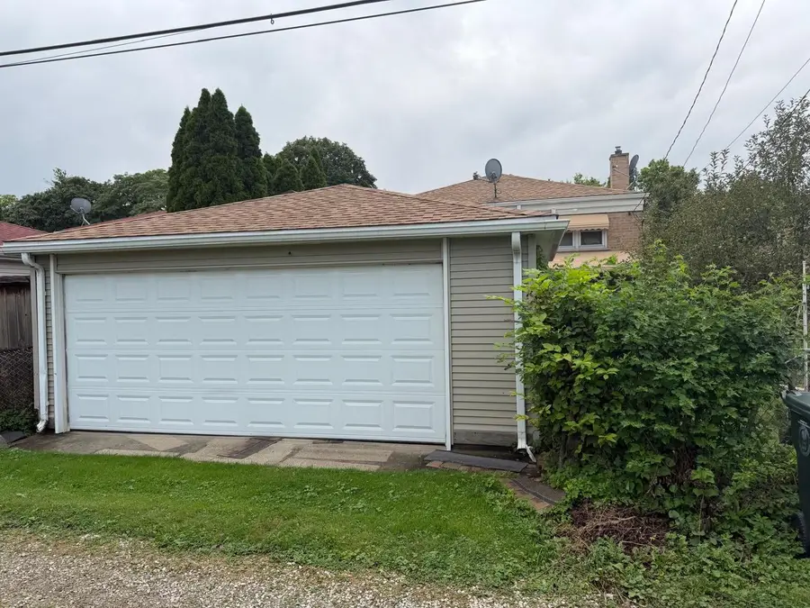 7935 Keystone Avenue, Skokie, IL 60076 - #3