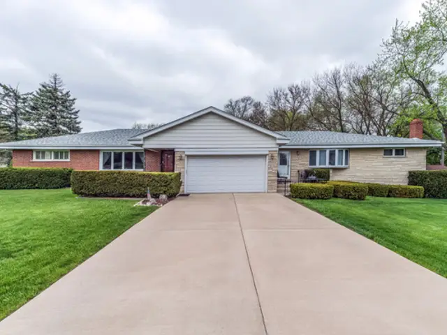 21W146 Tee Lane, Itasca, IL 60143 - #1