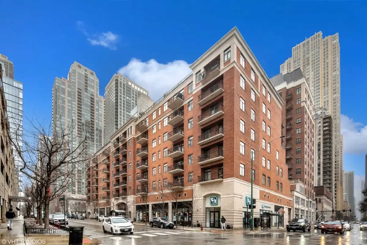 33 W Huron Street #805, Chicago, IL 60654 - #1