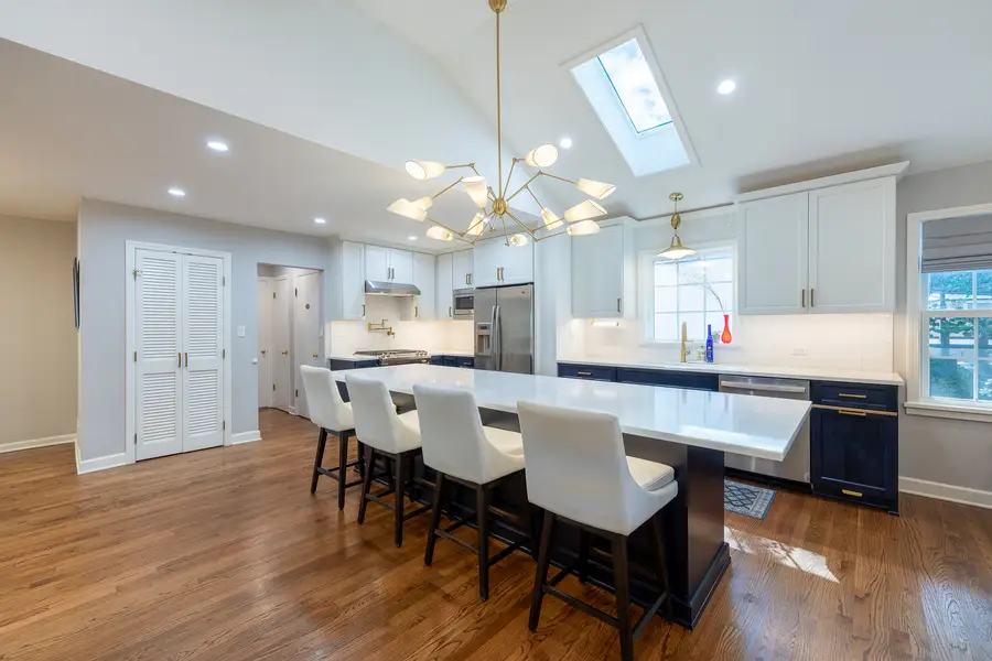 1032 Vernon Avenue, Park Ridge, IL 60068 - #2