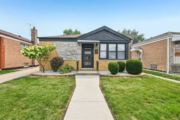 3827 W Hayford Street, Chicago, IL 60652