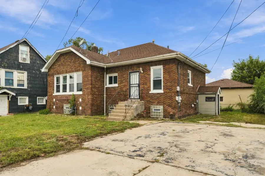 657 Freeland Avenue, Calumet City, IL 60409 - #3