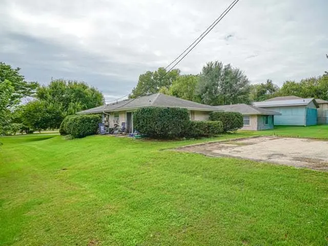 416 E 2nd Street, Byron, IL 61010 - #2