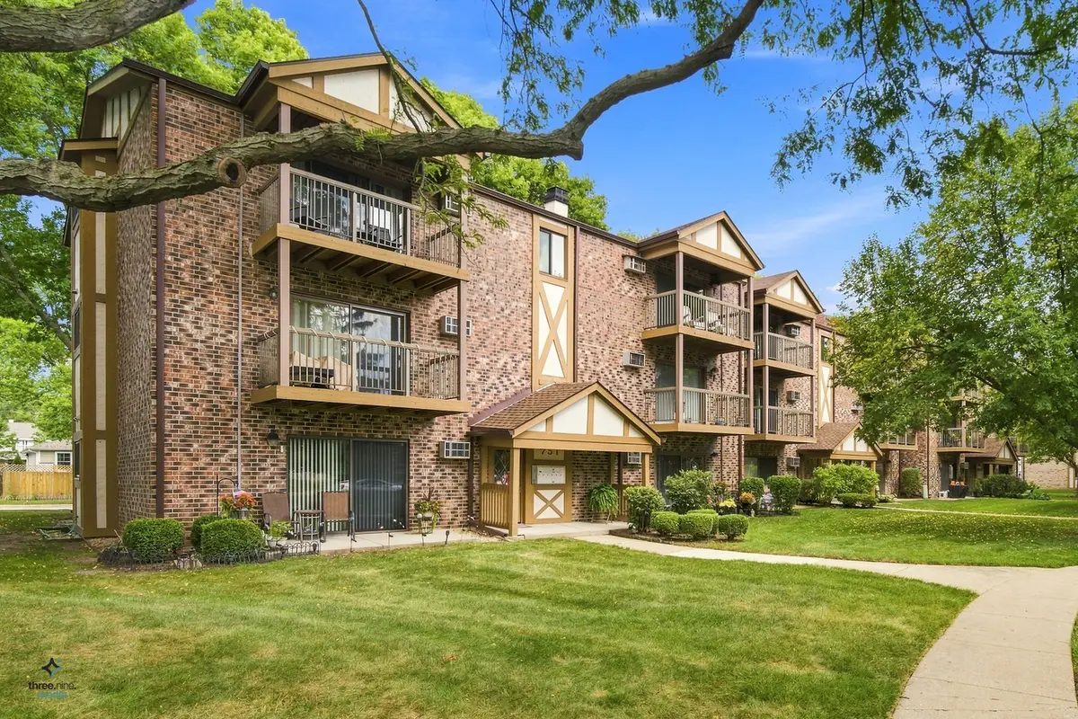 753 S Dwyer Avenue #C, Arlington Heights, IL 60005 - #1