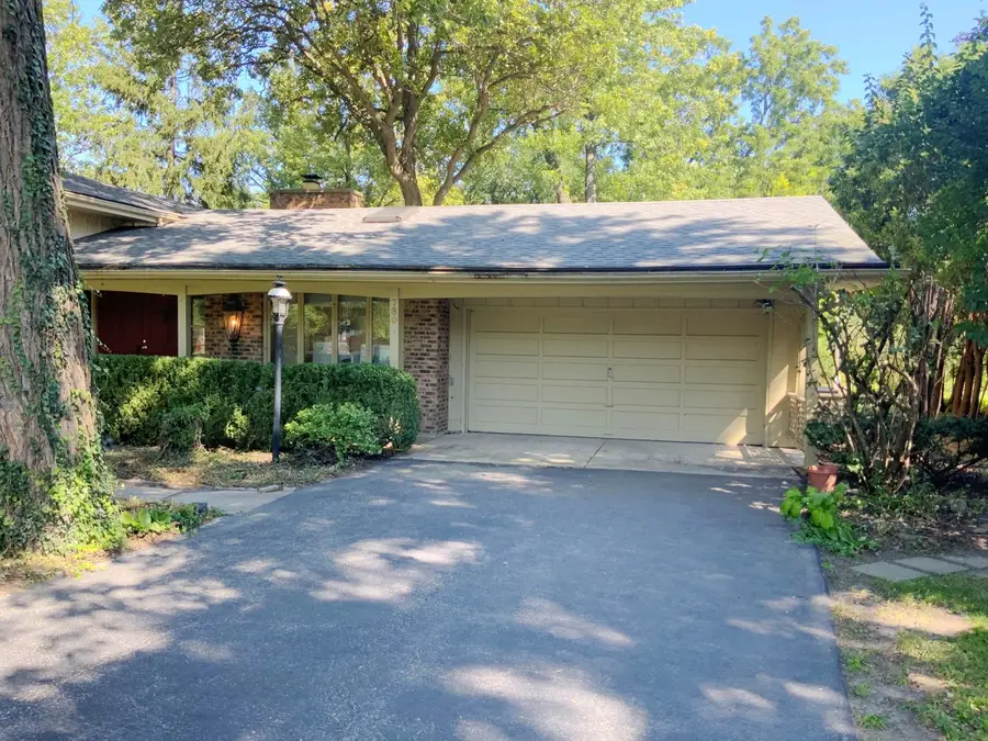 780 W Marywood Avenue, Aurora, IL 60505 - #2