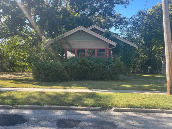 406 S Forest Avenue, Carbondale, IL 62901