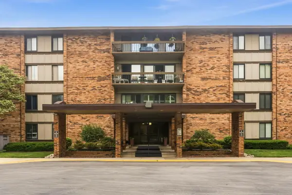 101 Lake Hinsdale Drive #108, Willowbrook, IL 60527