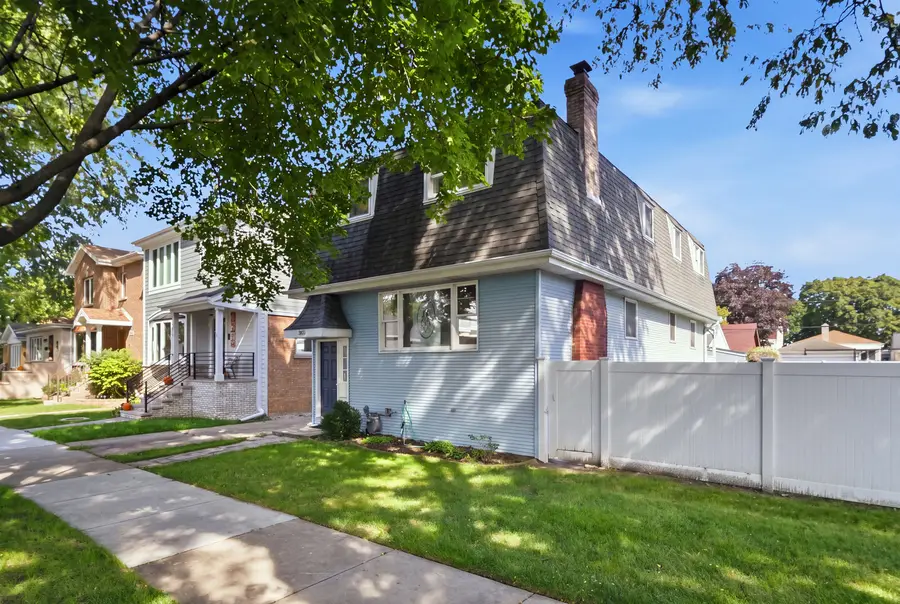 3831 N Octavia Avenue, Chicago, IL 60634 - #2