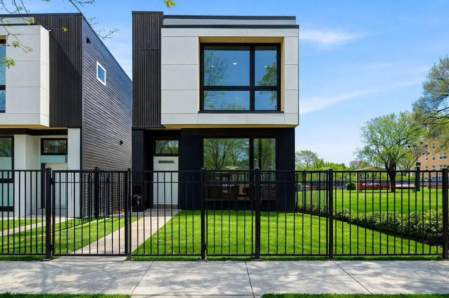 618 N Avers Avenue, Chicago, IL 60624 - #3