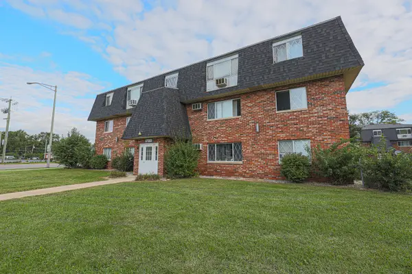 17262 71st Court #4, Tinley Park, IL 60477