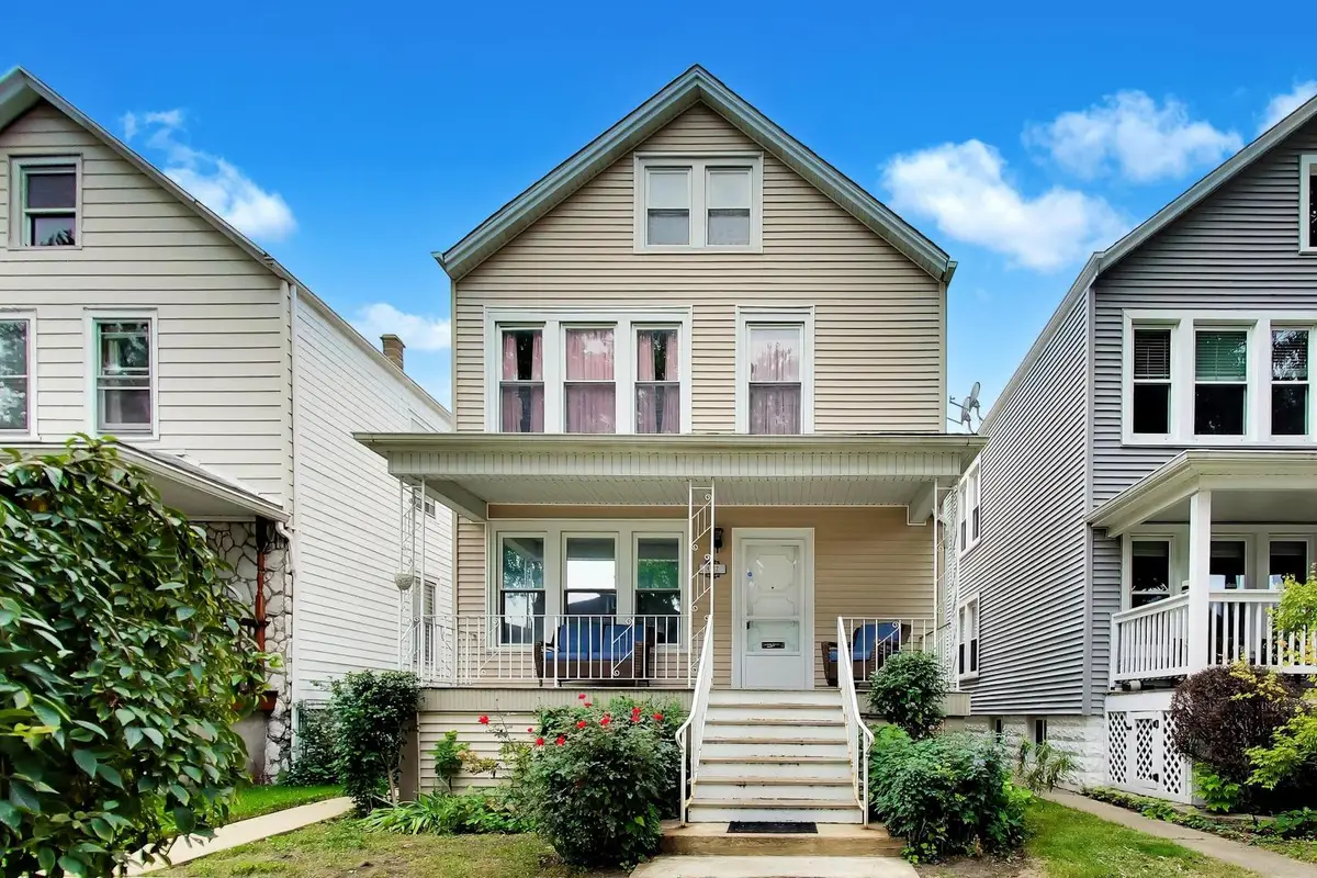 4132 N Maplewood Avenue, Chicago, IL 60618 - #1