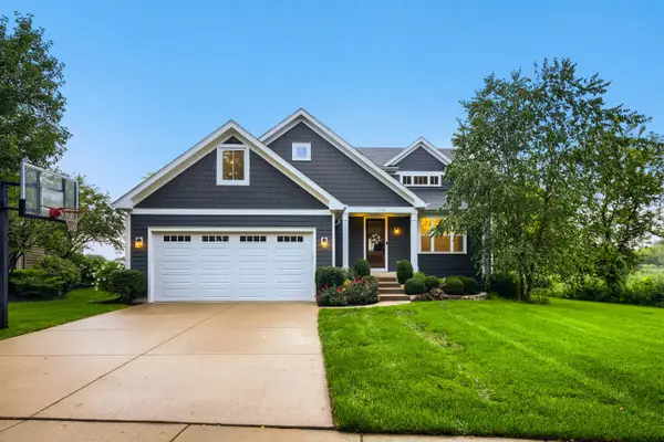 1074 Suffolk Court, Gurnee, IL 60031