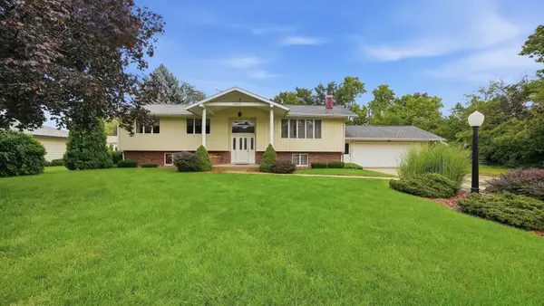 23804 W Getson Avenue, Plainfield, IL 60544