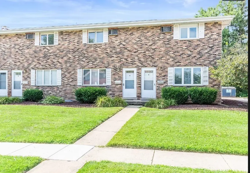 110 Town Crest Drive #E, New Lenox, IL 60451 - #1