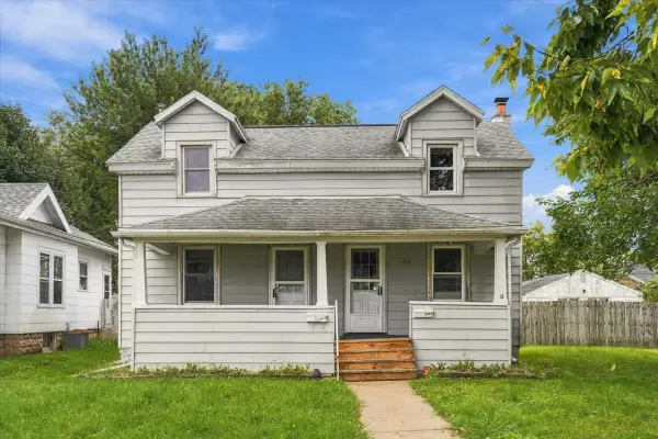 408 8th Avenue, Sterling, IL 61081
