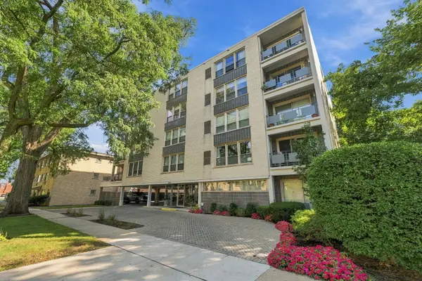 1535 Park Avenue #401, River Forest, IL 60305