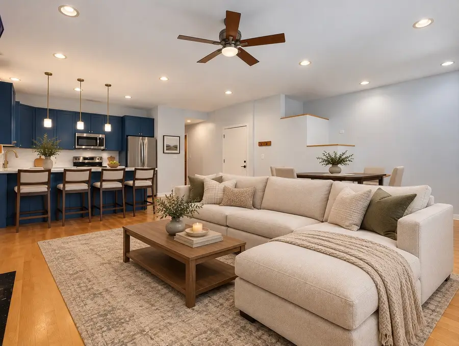3417 N Bosworth Street #2, Chicago, IL 60657 - #3