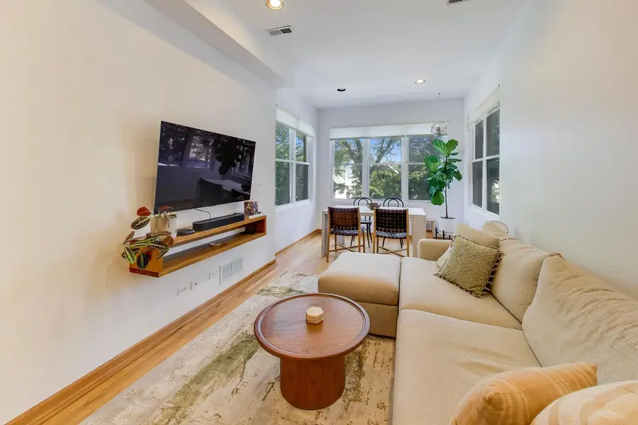 2236 N Maplewood Avenue #2, Chicago, IL 60647 - #2