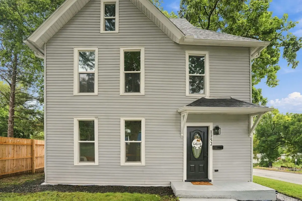 1152 E 13th Street, Davenport, IA 52803 - #1