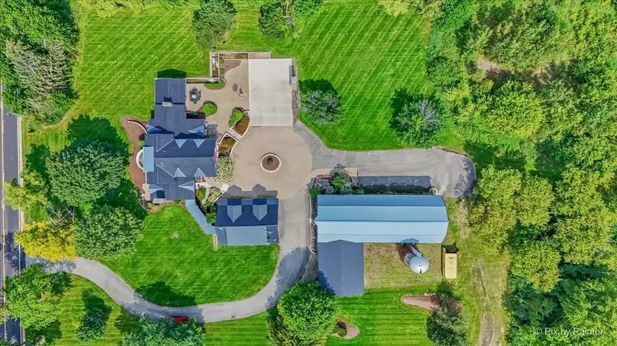 202 N Queen Anne Road, Woodstock, IL 60098 - #3