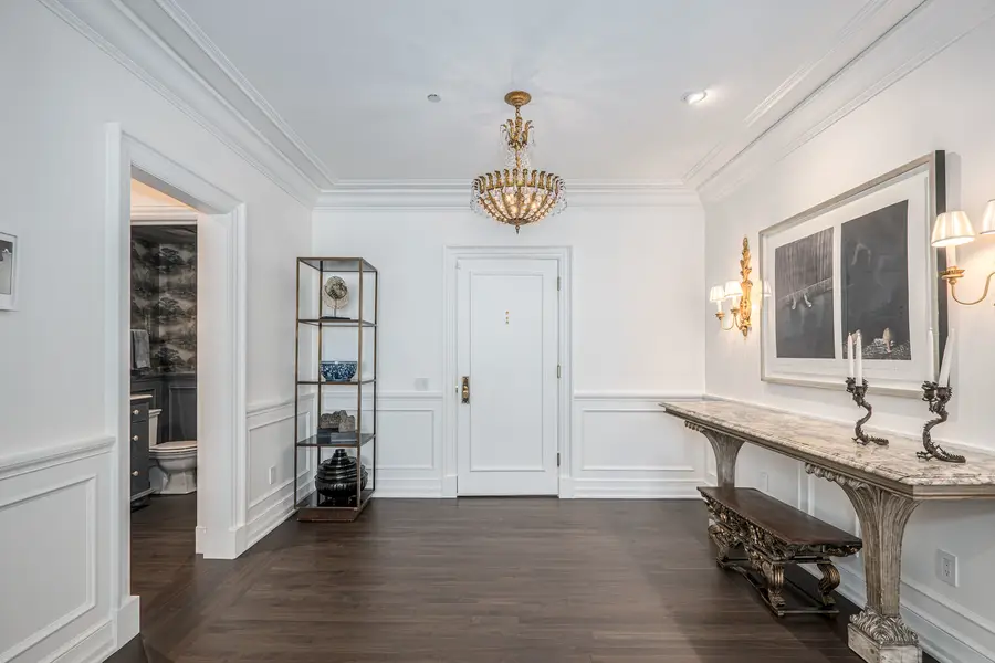 800 N Michigan Avenue #2801, Chicago, IL 60611 - #2