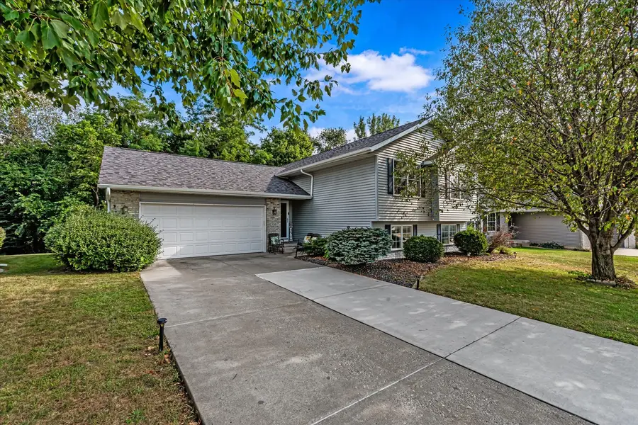338 44th Avenue, East Moline, IL 61244 - #2