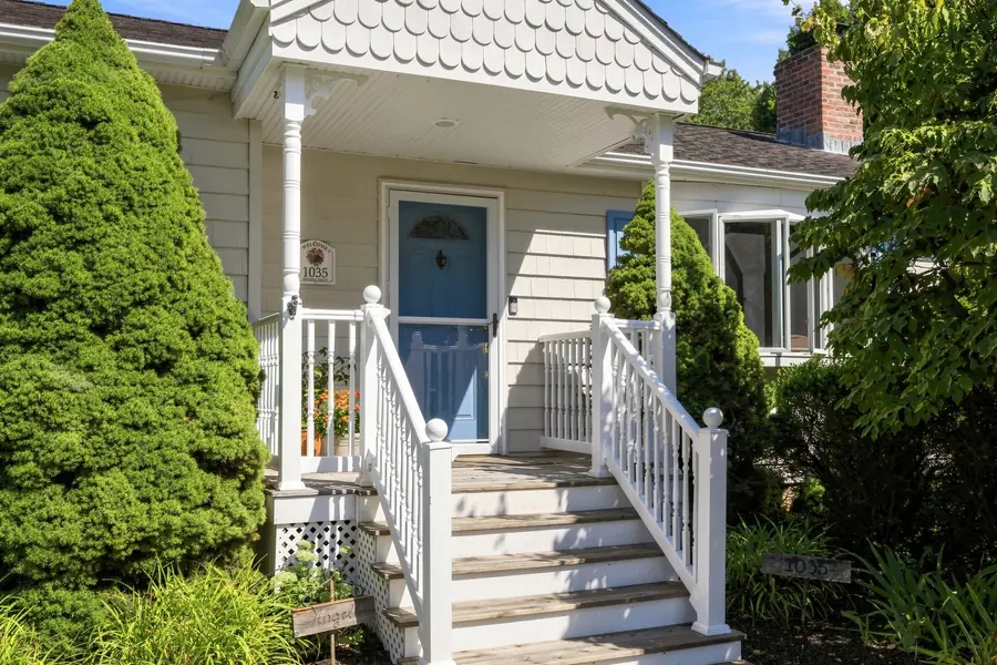 1035 Theresa Drive, Mattituck, NY 11952 - #2