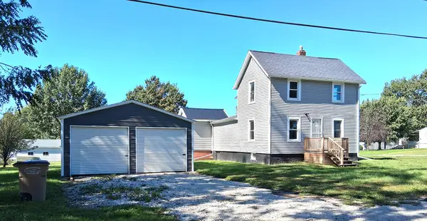 304 Se 3rd Avenue, Galva, IL 61434