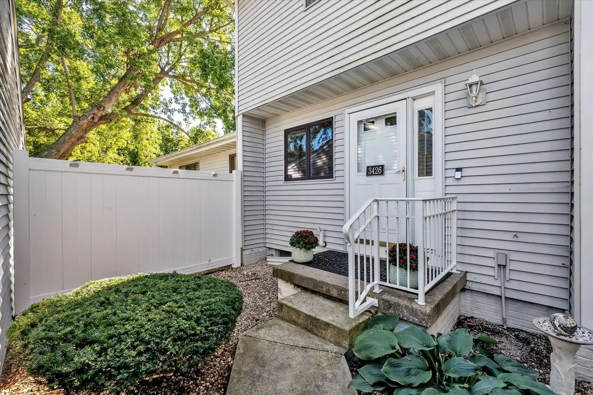 3426 Cedarview Court, Bettendorf, IA 52722 - #1
