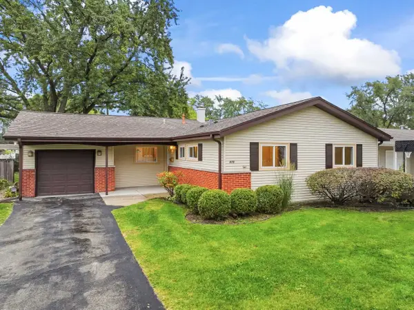 475 Olive Street, Hoffman Estates, IL 60169