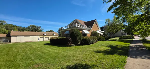 302 Washington Street, Algonquin, IL 60102