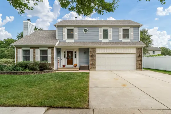 881 Willowbrook Drive, Wheeling, IL 60090