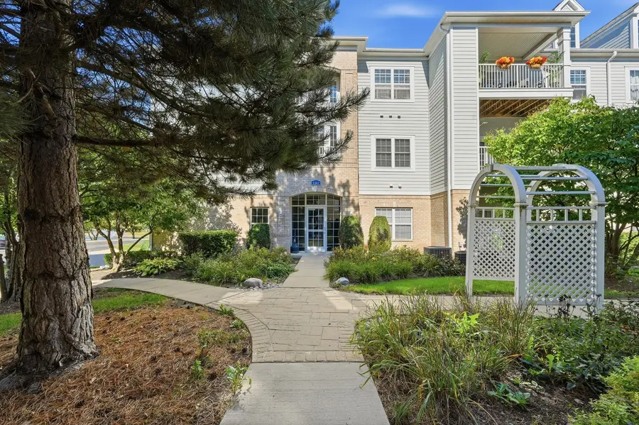 1267 W Lake Street #104, Addison, IL 60101 - #2