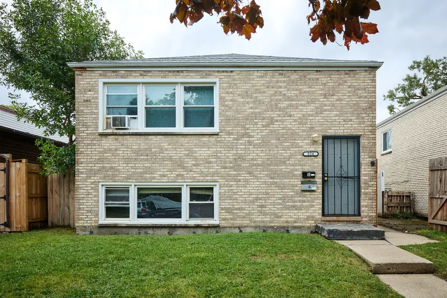 824 S 13th Avenue, Maywood, IL 60153 - #2