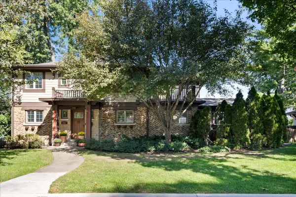 645 S Belmont Avenue, Arlington Heights, IL 60005
