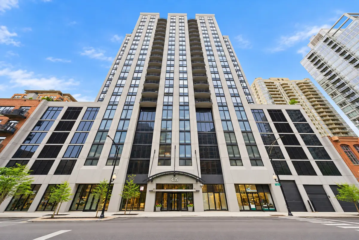 435 W Erie Street #801, Chicago, IL 60654 - #1
